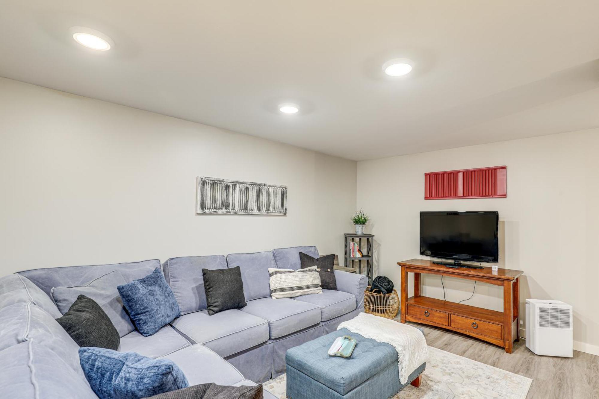 Modern Weaverville Apartment - Walk To Downtown! Exterior photo